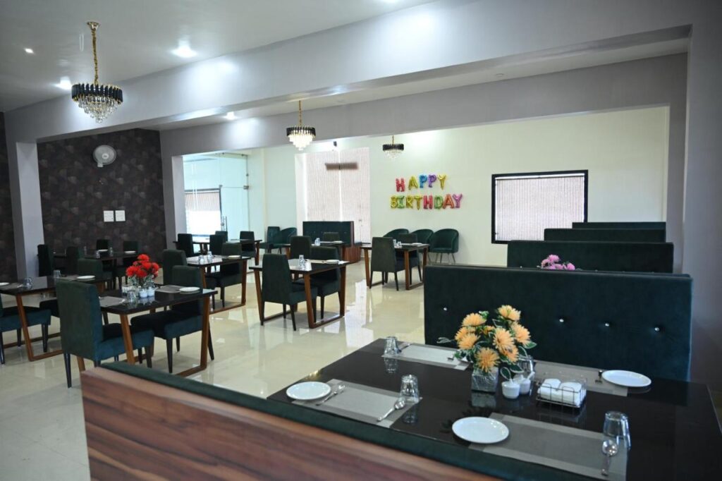 shri kailash mansarovar restaurant sagar 